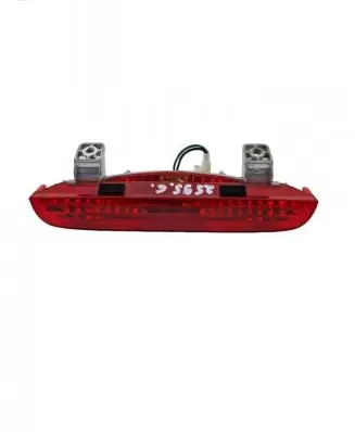 KIA Picanto Third/center stoplight