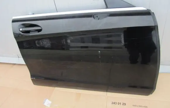 Mercedes-Benz CLS C218 X218 Front door