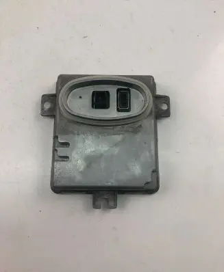 BMW 3 E90 E91 Xenon control unit/module 6948180