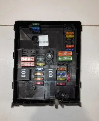 Skoda Yeti (5L) Fuse module 1K0937118