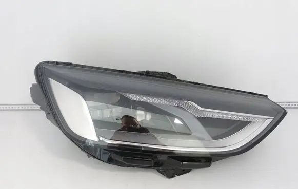 Audi A4 S4 B9 8W Headlight/headlamp 8W0941012