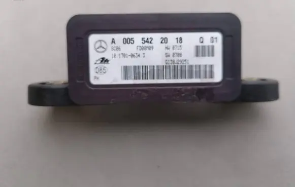 Mercedes-Benz R W251 ESP (stability system) control unit A0055422018 10170106343