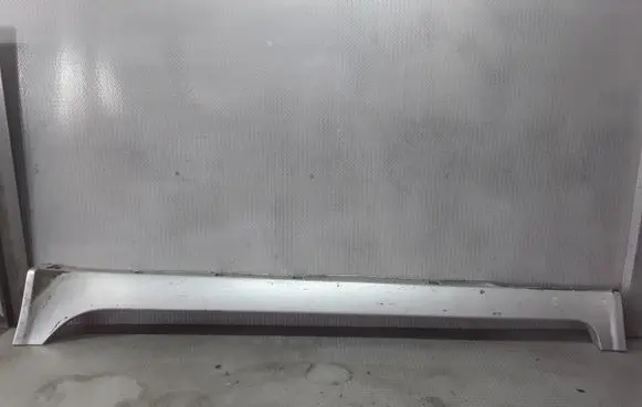 Nissan Primera Sill