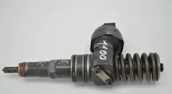 Seat Alhambra (Mk1) Fuel injector 038130073BJ 0414720229