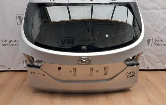 Hyundai i40 Tailgate/trunk/boot lid 