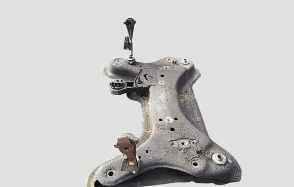Nissan Primastar Front subframe