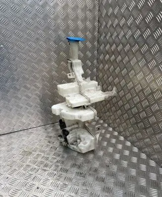 Windshield washer fluid reservoir/tank