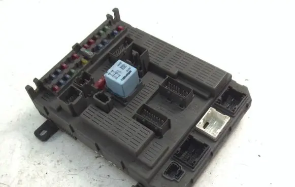 Citroen C5 Fuse box set 9649301680