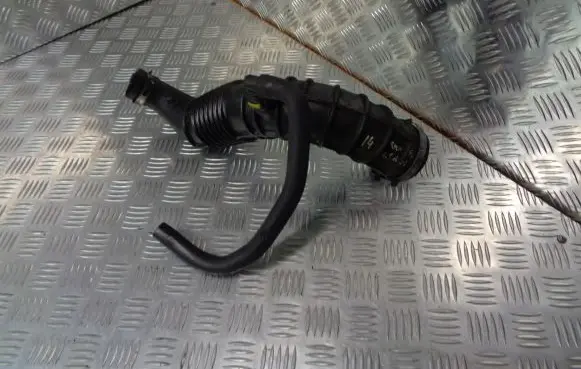 Renault Megane II Air intake hose/pipe 8200500384