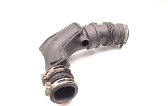 Ford Fiesta Air intake hose/pipe 