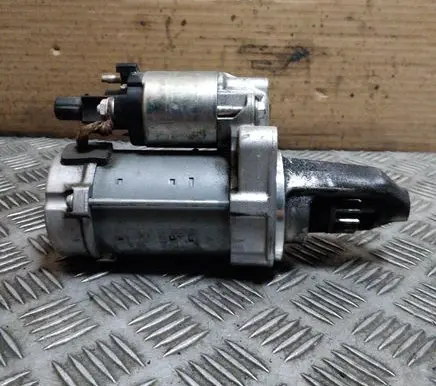 Mercedes-Benz A W176 Starter motor A6459060800