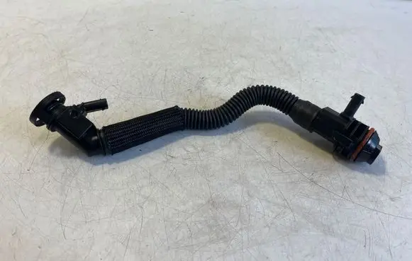 Mercedes-Benz GLB X247 Breather hose/pipe A6540100212