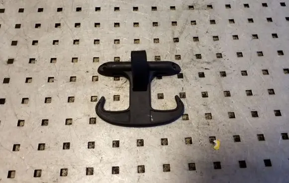 Audi A6 C7 Tie down hook / loop 4G5867615