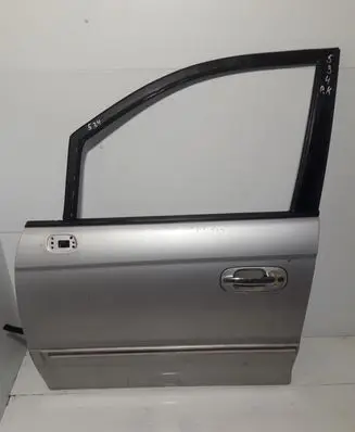 Hyundai Trajet Front door