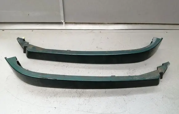Under headlight/headlamp trim