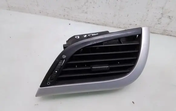 Peugeot 207 Dashboard side air vent grill/cover trim 9650088477