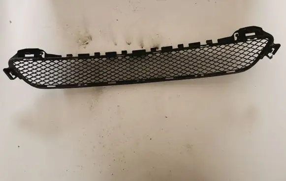 Mercedes-Benz C W205 Front bumper lower grill A2058850423