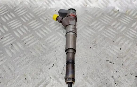 BMW 7 E65 E66 Fuel injector 7788812