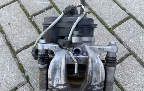 Audi Q5 SQ5 Rear brake caliper 80A615406 80A615406AB
