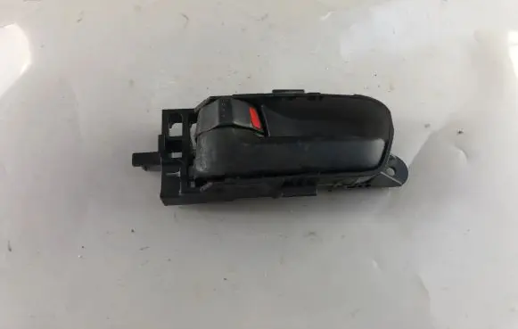Mitsubishi Pajero Pinin Rear door interior handle