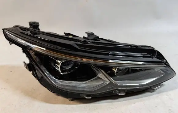 Volkswagen Golf VIII Headlight/headlamp 5H1941036