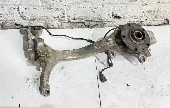 Audi A4 S4 B6 8E 8H Front wheel hub spindle knuckle 8E0258F