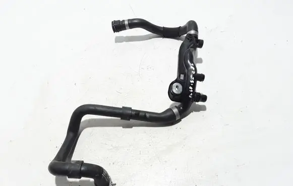 Volvo XC60 Engine coolant pipe/hose 31657778