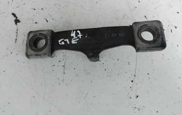 Volkswagen Golf VII Loading door lock loop/hook striker 5G0827517D