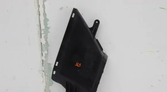 Audi A5 8T 8F Air intake duct part 8K0129618J 8K0129618K