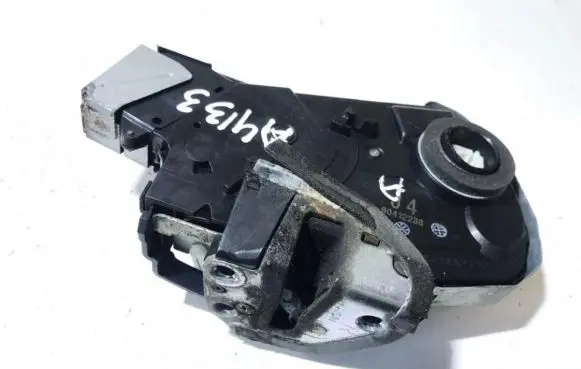 Toyota RAV 4 (XA30) Rear door lock A046693