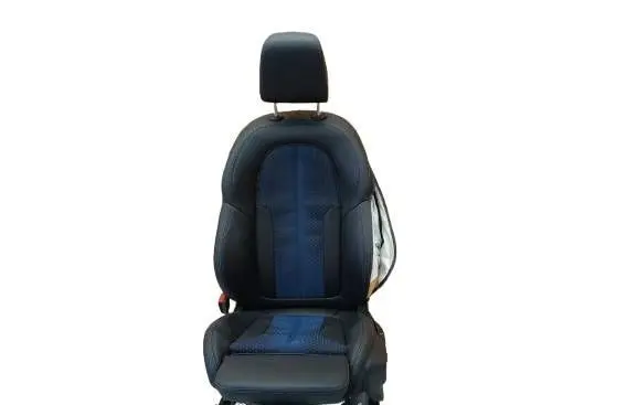 BMW 1 F40 Front driver seat 