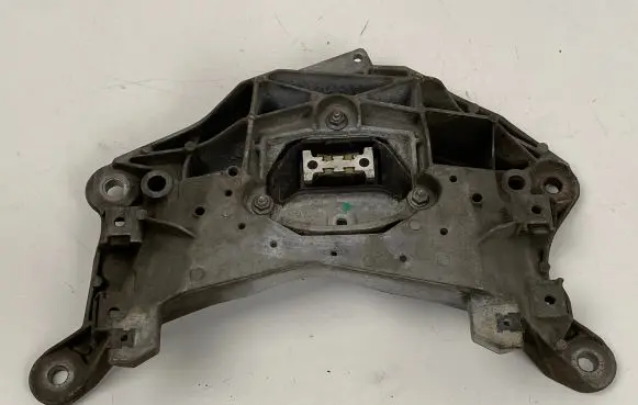 Audi Q5 SQ5 Gearbox mounting bracket 4H0399263AD