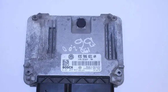 Volkswagen PASSAT B6 Engine control unit/module 03G906021AN 1039S08879 0281012085