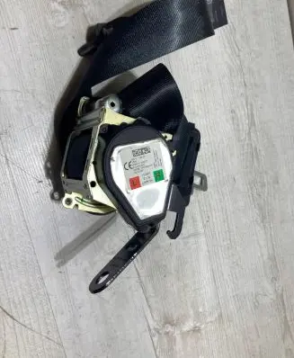 Ford Kuga III Rear seatbelt 642936100c1