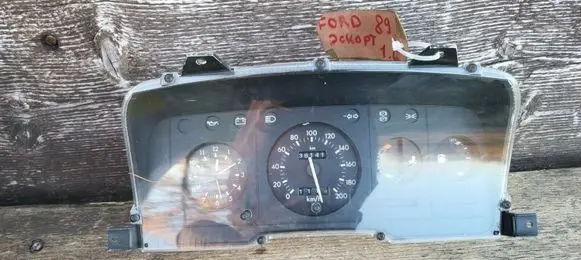 Ford Escort Speedometer (instrument cluster) 86ab10k843ba