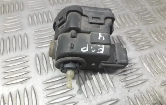 Renault Laguna II Headlight level adjustment motor 8200006664 00816400