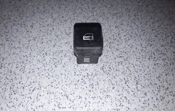 Central locking switch button