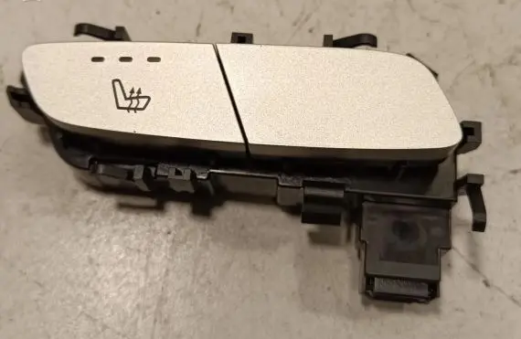 Mercedes-Benz E W213 Seat heating switch A2139050204
