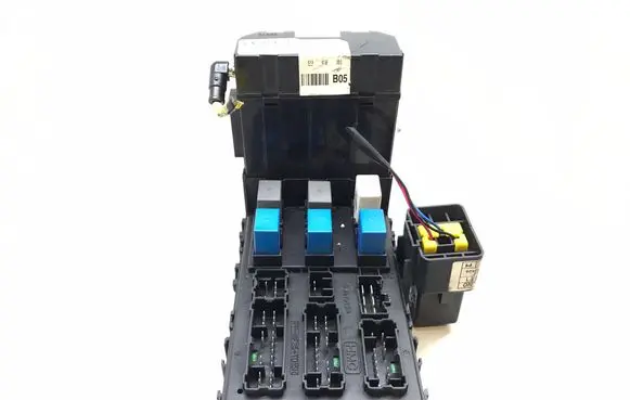 Hyundai Santa Fe Fuse module 9118826203 sm04my 9540026501