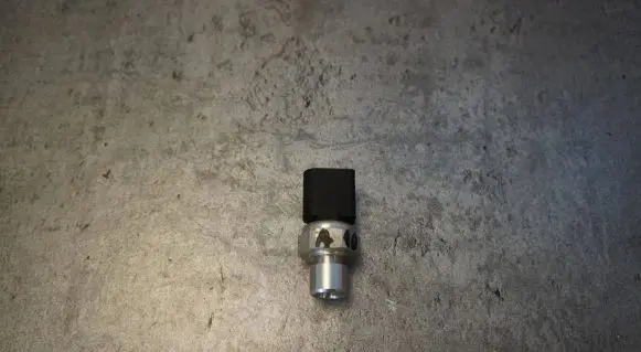 Skoda Octavia Mk3 (5E) Air conditioning (A/C) pressure sensor 5Q0959126A