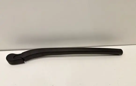 BMW 5 E60 E61 Rear wiper blade arm 7066175