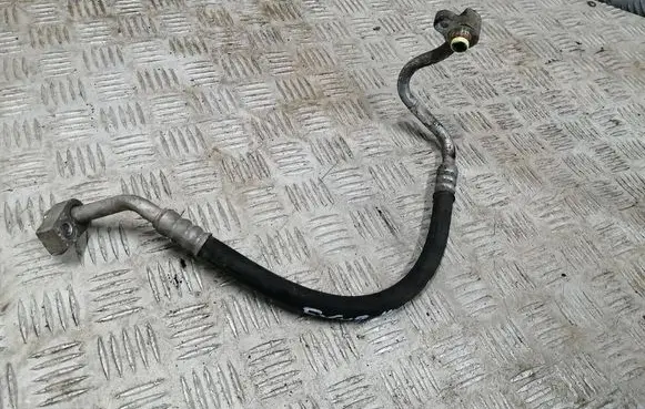 Ford Focus Air conditioning (A/C) pipe/hose 
