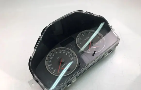 Volvo S40 Speedometer (instrument cluster) 30728642