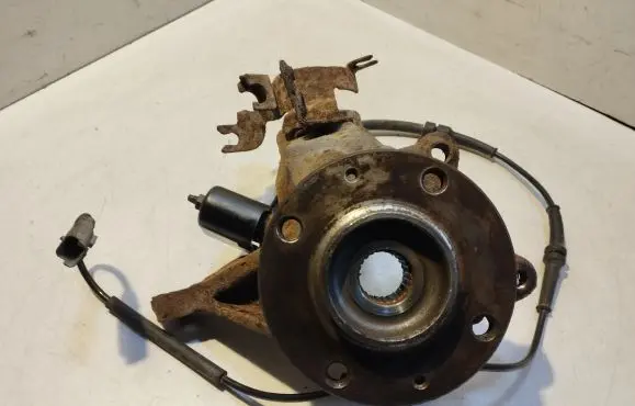 Citroen Xsara Picasso Front wheel hub spindle knuckle