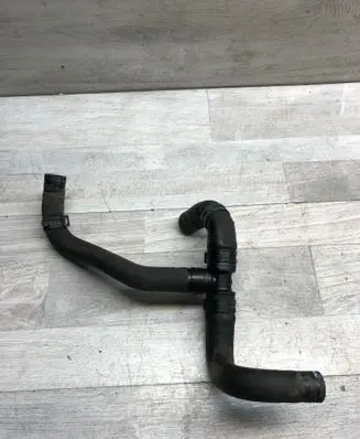 Volkswagen Golf VI Engine coolant pipe/hose