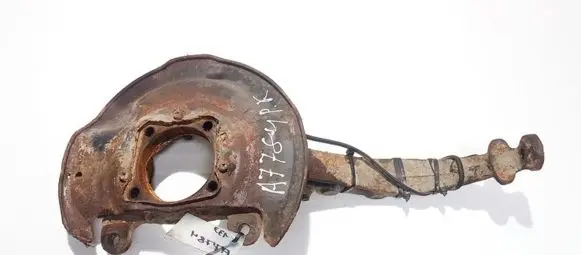 Front wheel hub