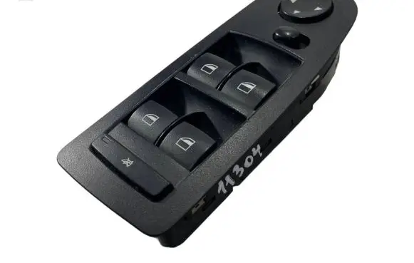 BMW 1 E81 E87 Electric window control switch 9132066