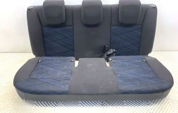 Renault Clio III Second row seats 