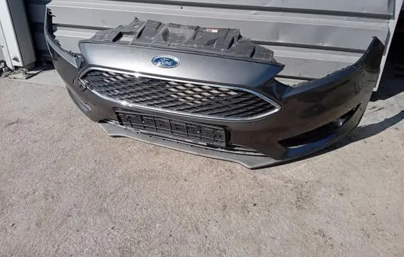Ford Focus Front bumper