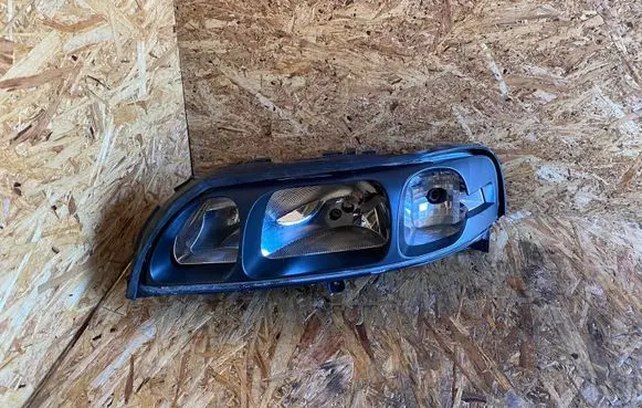 Volvo S60 Headlight part 8659606 89006822